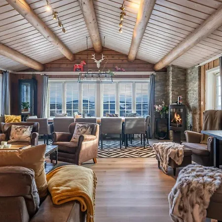 Dağ evi Th616 Ski-in/out | 6 Bedroom | Sauna Trysil